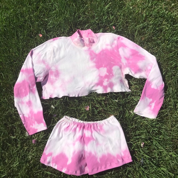 Reworked Crop Top and Shorts Set - Picture 1 of 12